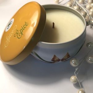 Arbonne Signature Spice Candle